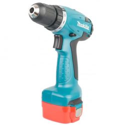 Шуруповёрт Makita 6271D