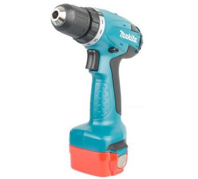 Шуруповёрт Makita 6271D